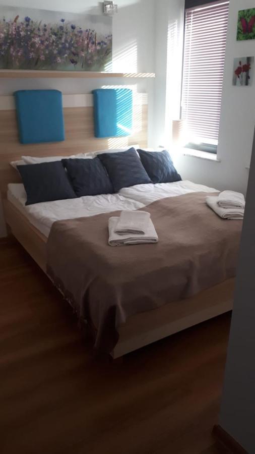 Penthouse Bluesky Apartment เรวัล ภายนอก รูปภาพ